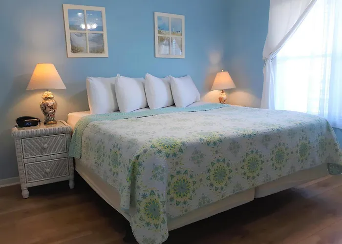 Sandpeddler Inn And Suites