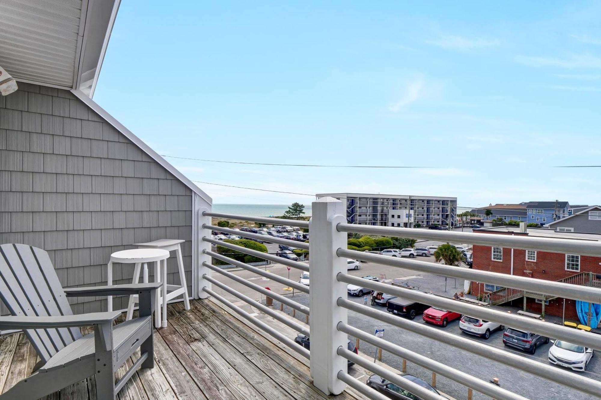 Sandpeddler And Wrightsville Beach